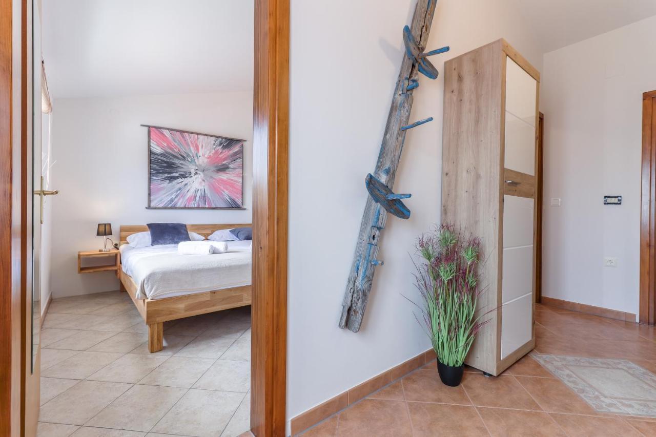 4 You Apartments Mugeba Экстерьер фото