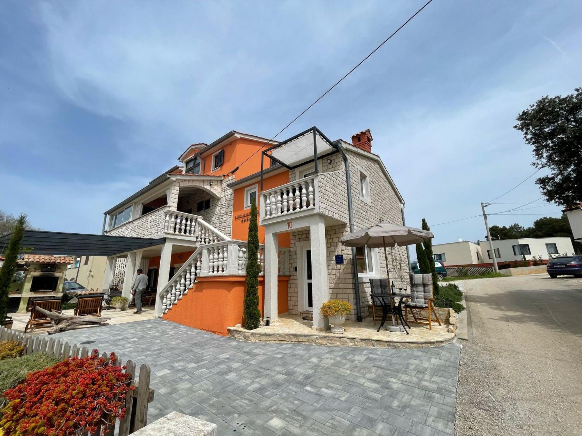 4 You Apartments Mugeba Экстерьер фото