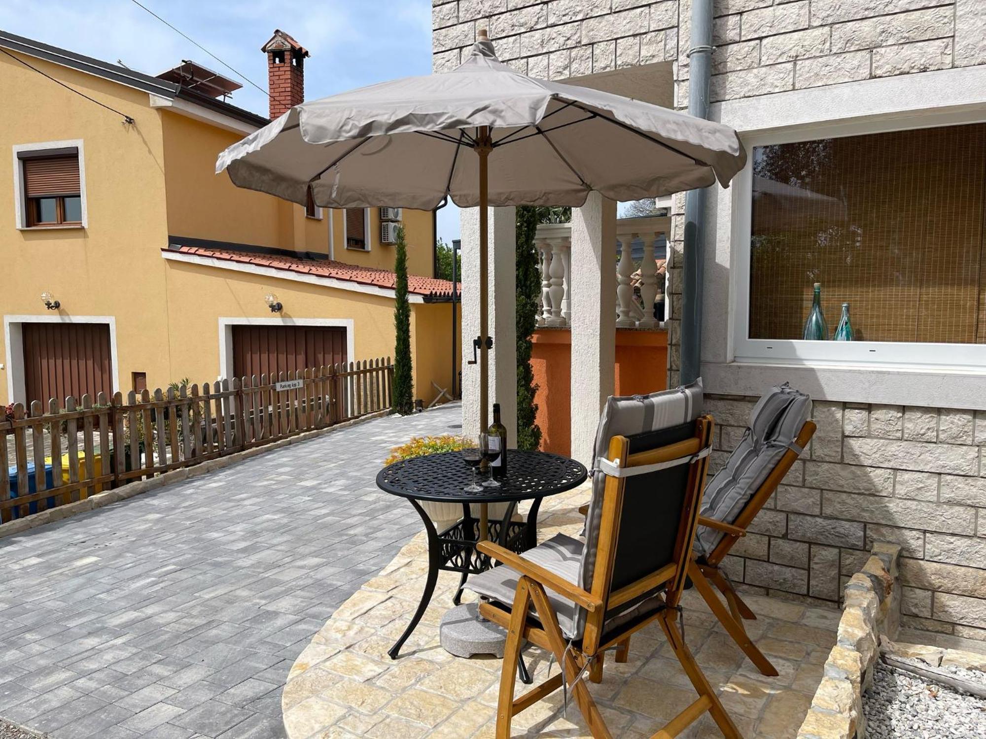 4 You Apartments Mugeba Экстерьер фото